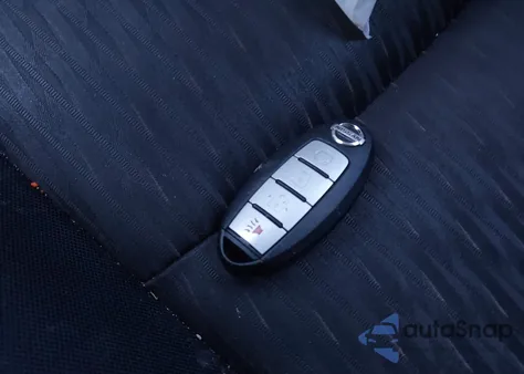 2017 Nissan Rogue S z USA, uszkodzony, nr VIN JN8AT2MV2HW005016